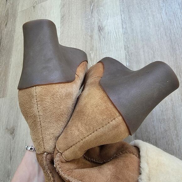 Ugg Joslyn 1941 Camel Suede Leather Wedge Shearling Boot sz 9 Winter Casual - Picture 8 of 8